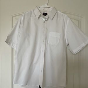 UNTUCKit White Short Sleeve Button Down Shirt